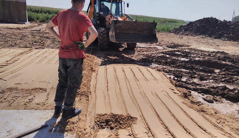 АО «ШИХОБАЛОВО» Устройство бетонного основания силосных траншей